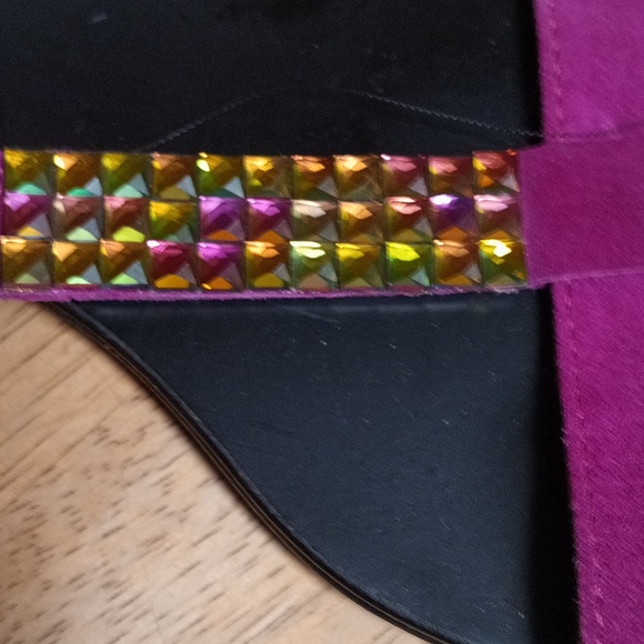 Sandals - Picture 3 of 3